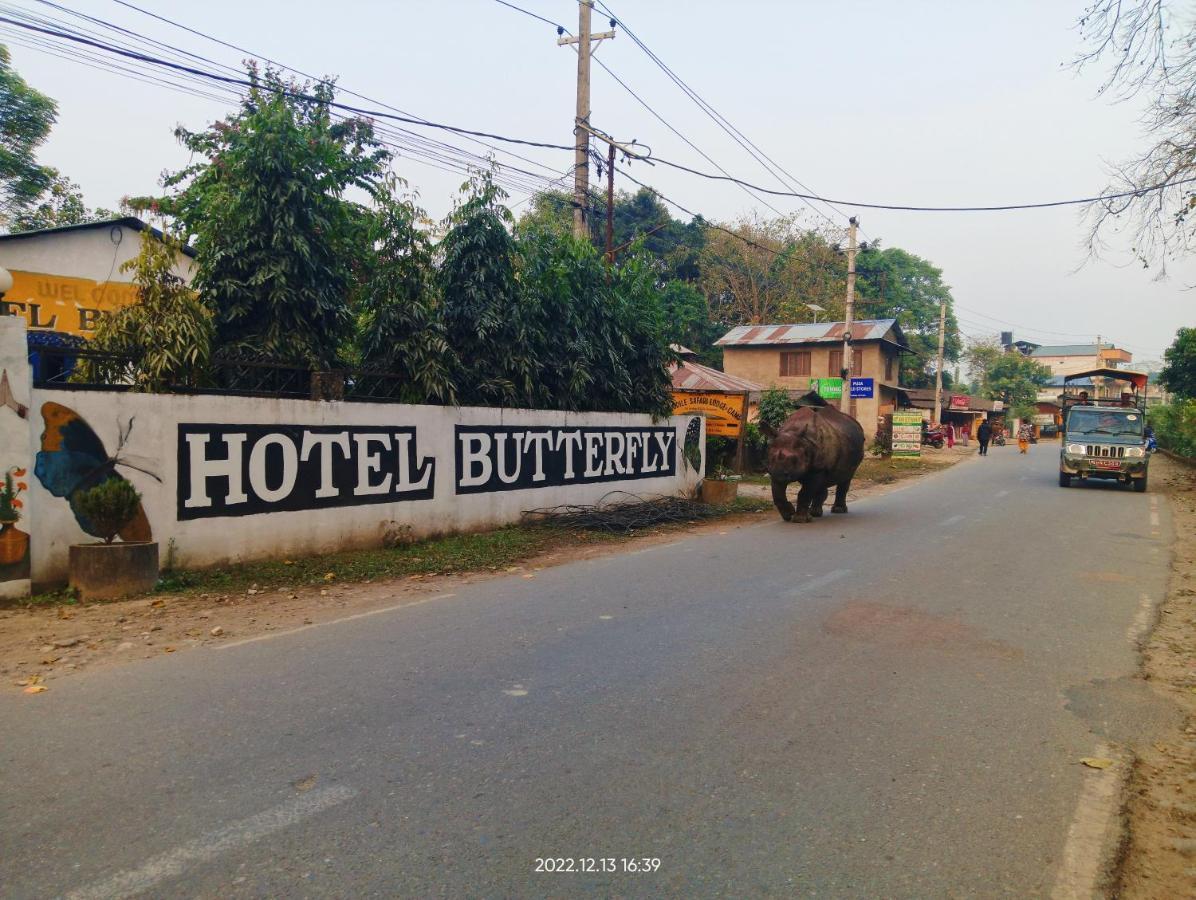 Hotel Butterfly - Peaceful Garden For Nature Lovers Sauraha Exterior photo